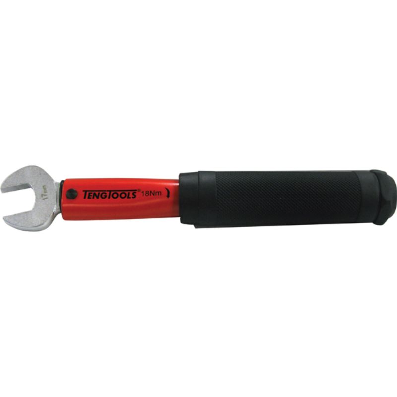 Teng 17mm preset torque spanner accurately measures 18Nm for secure brass flare connections in HVAC systems.