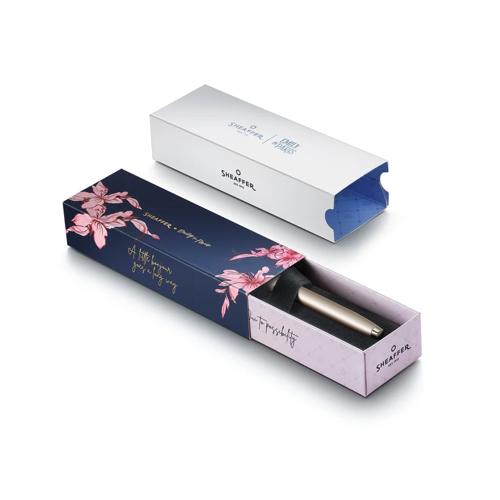 SHEAFFER EMILY IN PARIS 100 CHAMPAGNE GOLD/BOW CLIP FOUNTAIN PEN MEDIUM NIB