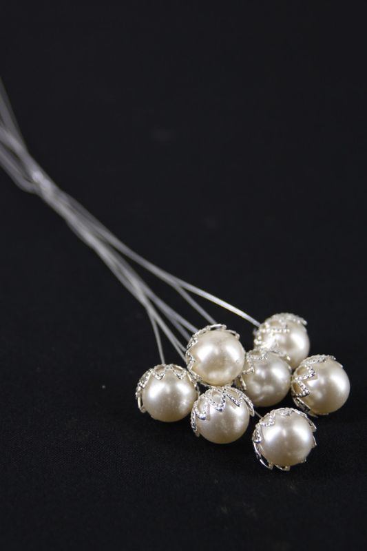 Large Flower Pearl Wire in pearl color, 18mm diameter, 250mm length, perfect for floral arrangements and DIY projects.