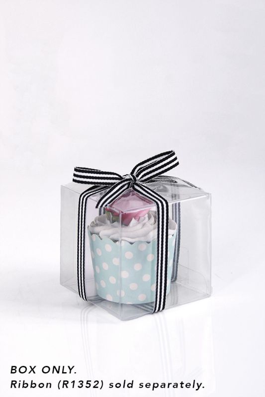 Clear 25mic cupcake boxes (set of 10) ideal for showcasing and gifting delicious baked goods at any event.