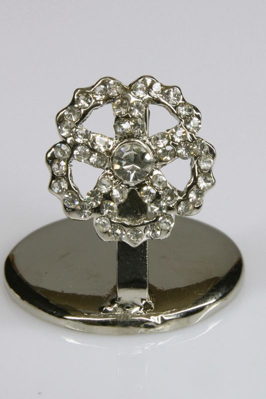 Elegant silver flower-shaped name card holders set of 12, perfect for stylishly displaying business cards at events.