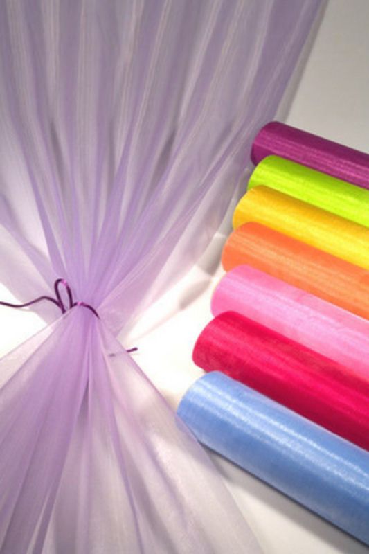 Red sheer decorative wrap measuring 71cm x 9.14m, perfect for elegant gift presentations and festive occasions.