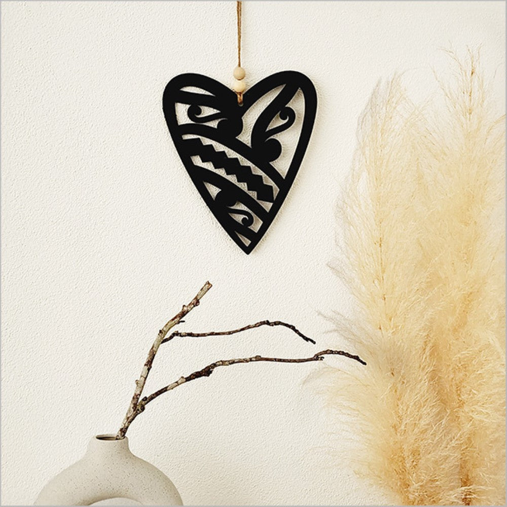 Kiwiana Wall Art - Black Acrylic Heart 4 Patiki (23 x 27cm)