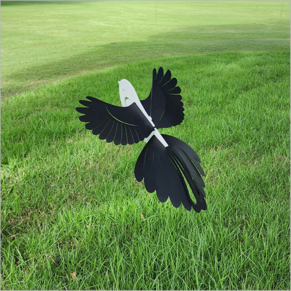 Wall Décor - Large Flying Bird Fantail (39cm)