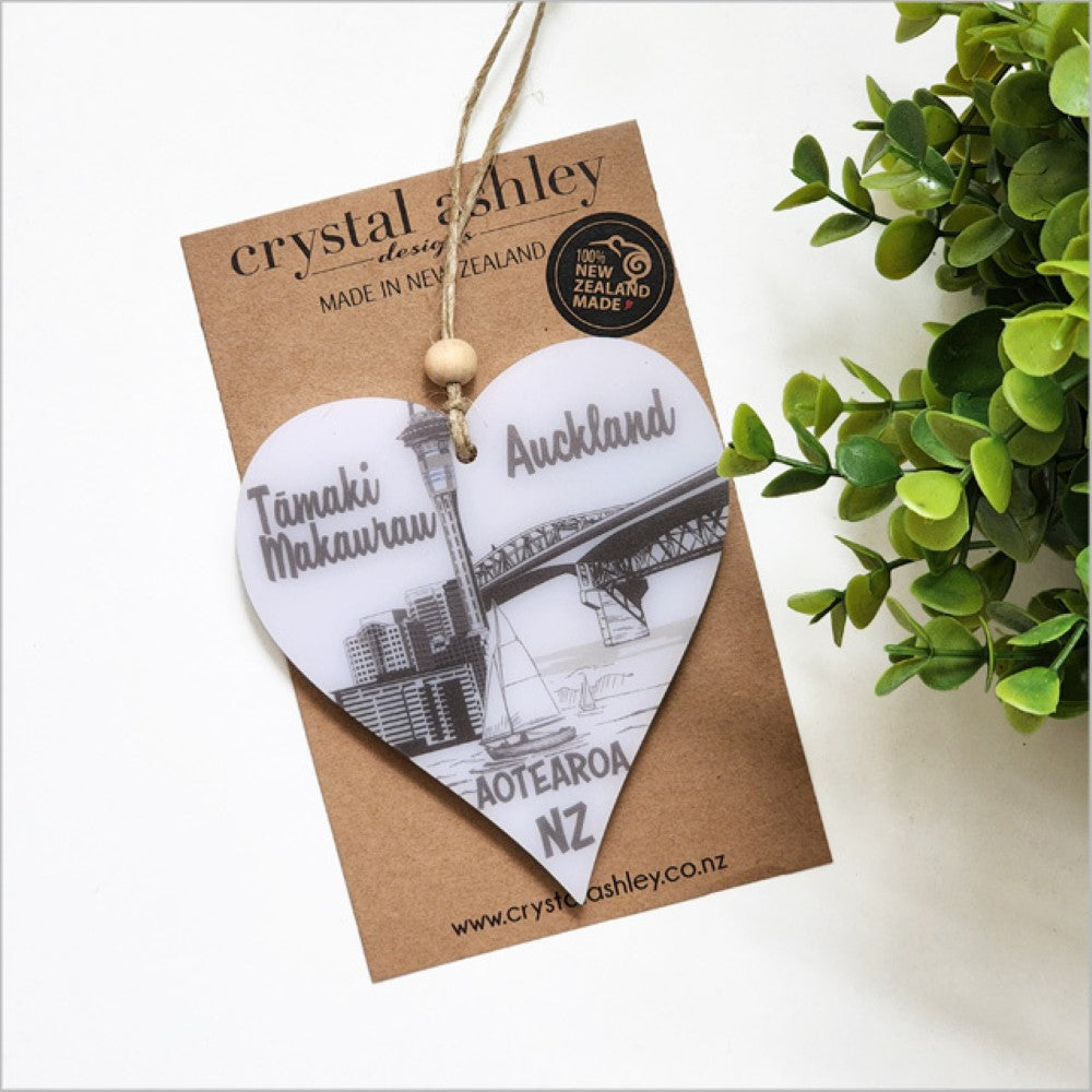 Hanging Ornament - Printed Heart 20 (Auckland 1)