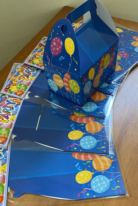Colorful balloon-themed party favour boxes, pack of 6, eco-friendly cardboard, easy assembly for celebrations.