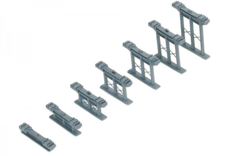 Hornby Inclined Piers set, featuring seven adjustable piers for smooth inclines on model railways, enhancing track aesthetics.