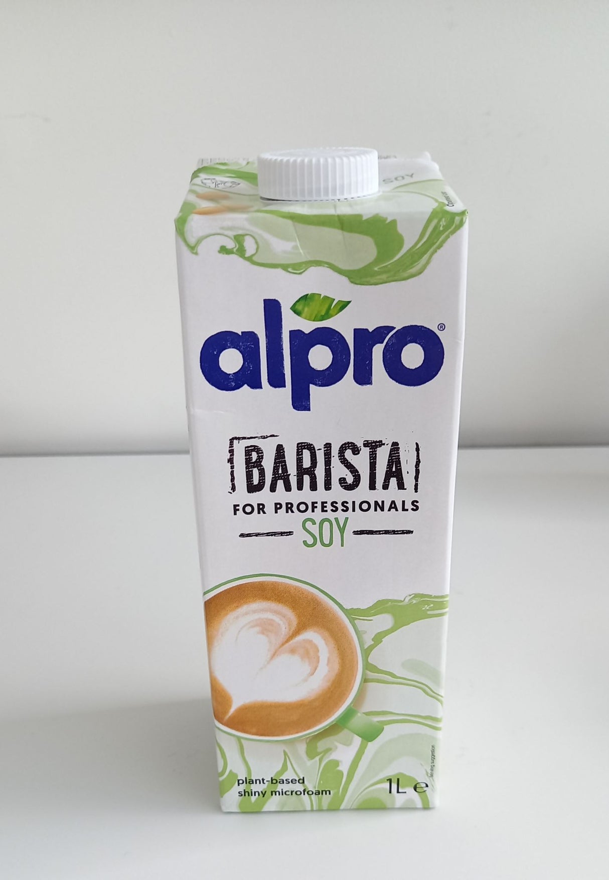 Alpro Milk Soya Professional 1l, a creamy, vegan milk perfect for baristas, smoothies, and baking. Dairy-free and nutritious.