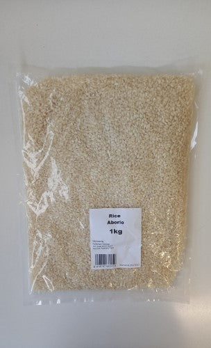 Package of Rice Arborio 1kg, ideal for rich, creamy risottos and versatile gourmet dishes, gluten-free and nutritious.