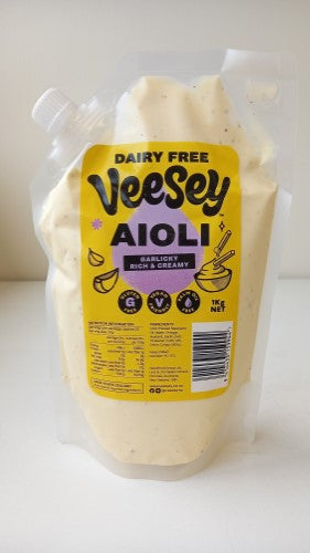 Creamy Aioli Vegan Veesey 1kg tub, perfect for dips and spreads, made from natural ingredients, gluten-free and dairy-free.