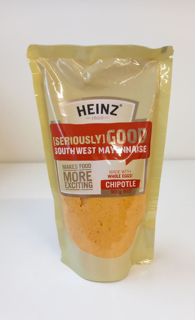 Heinz Sweet Chipotle Mayonnaise 900g packet, creamy with a sweet and smoky flavor, ideal for enhancing sandwiches and dips.