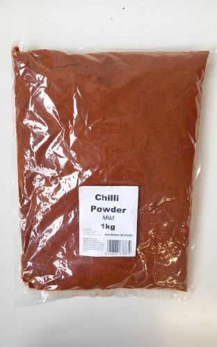 1kg packet of mild chilli powder, ideal for enhancing dishes with gentle heat and rich flavor for cooking enthusiasts.