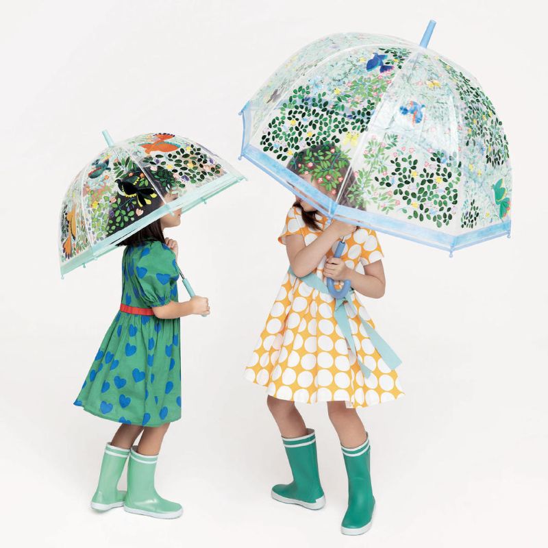 Chic set of 3 umbrellas featuring vibrant wild bird illustrations and a transparent canopy for springtime rain protection.