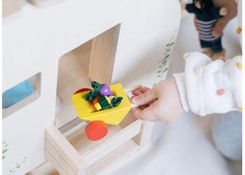 PlanToys - Green Dollhouse With Furniture