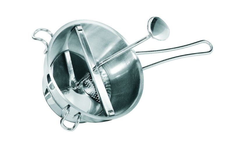 Multi Food Mill in stainless steel with 2 interchangeable discs, ideal for pureeing and mashing, 20cm size, 2-liter capacity.