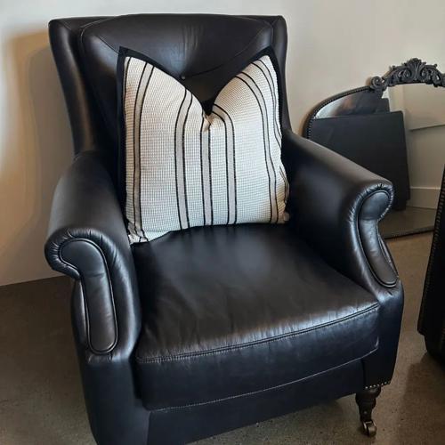Springfield Chair Belon Black - 770 X 970 X 990