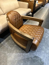 Strattonburg Club - Cognac Brown / Oak