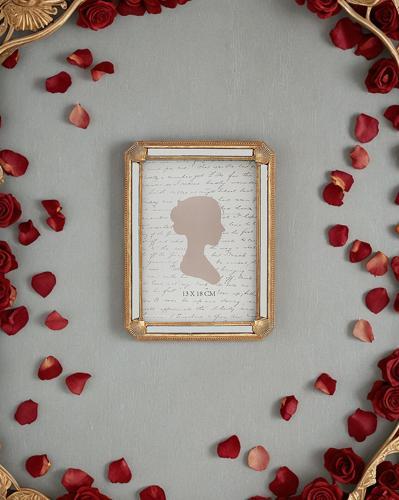 Ornate Photo Frame 5x7 - Gold / White