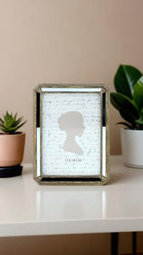 Ornate Photo Frame 5x7 - Gold / Black / White