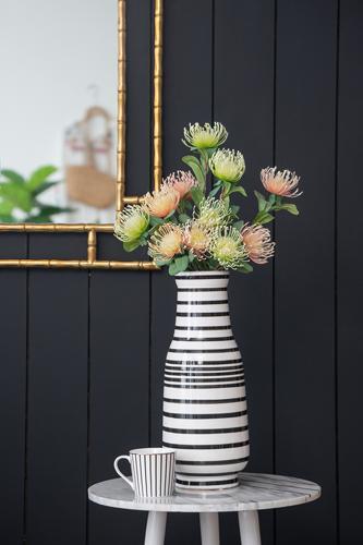 Black / White Hand Painted Vase - 177 X 177 X 457