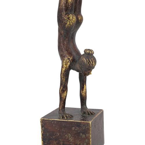 Yoga Lady Figurine - 63 X 63 X 280