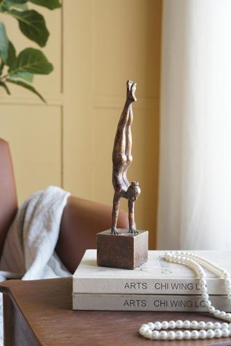 Yoga Lady Figurine - 63 X 63 X 280