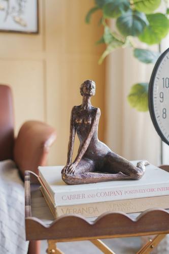 Yoga Lady Figurine - 310 X 185 X 235