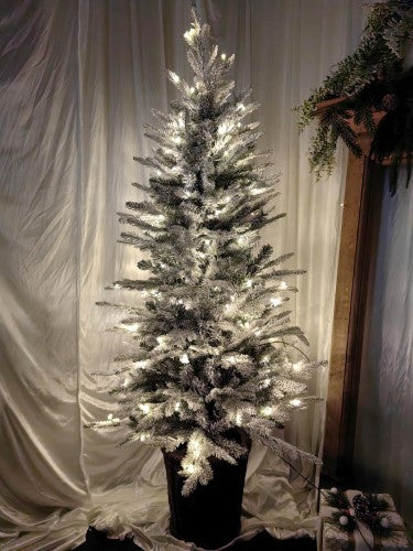 Snowy PE Pine Tree with Pot & 200 LED warm Lights (5')