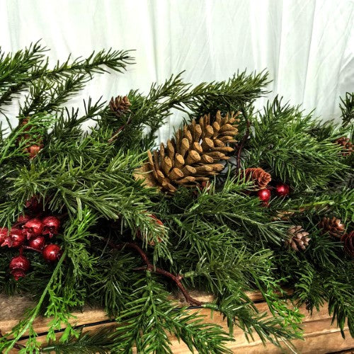 Artificial Deluxe Juniper Pine Garland with Pinecones & Berries (180cm)