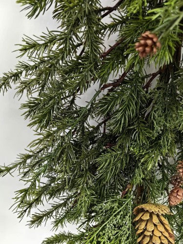 Artificial Deluxe Juniper Pine Garland with Pinecones & Berries (180cm)