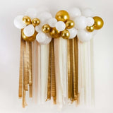 Metallic Mix Up Gold Metallic Balloon & Streamer Backdrop Kit