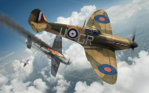 Detailed 1:72 scale model kit of the iconic Supermarine Spitfire Mk.Ia, showcasing WWII aviation history and craftsmanship.