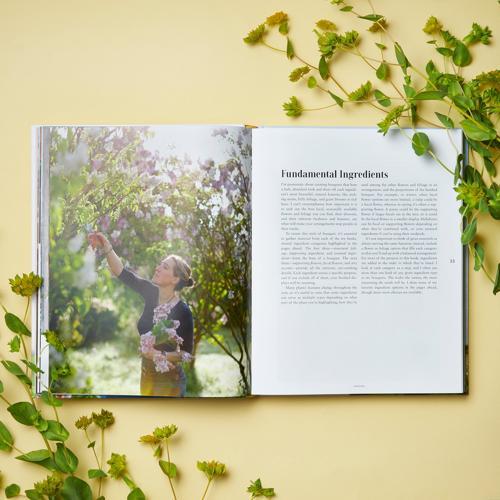 Floret Farm's A Year in Flowers Gardening & Floral Design Book
