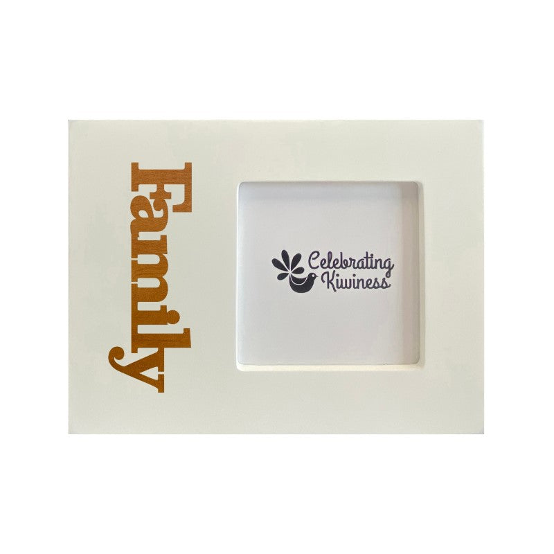 Photo Frame White 4 x 4 with Rimu Veneer Family