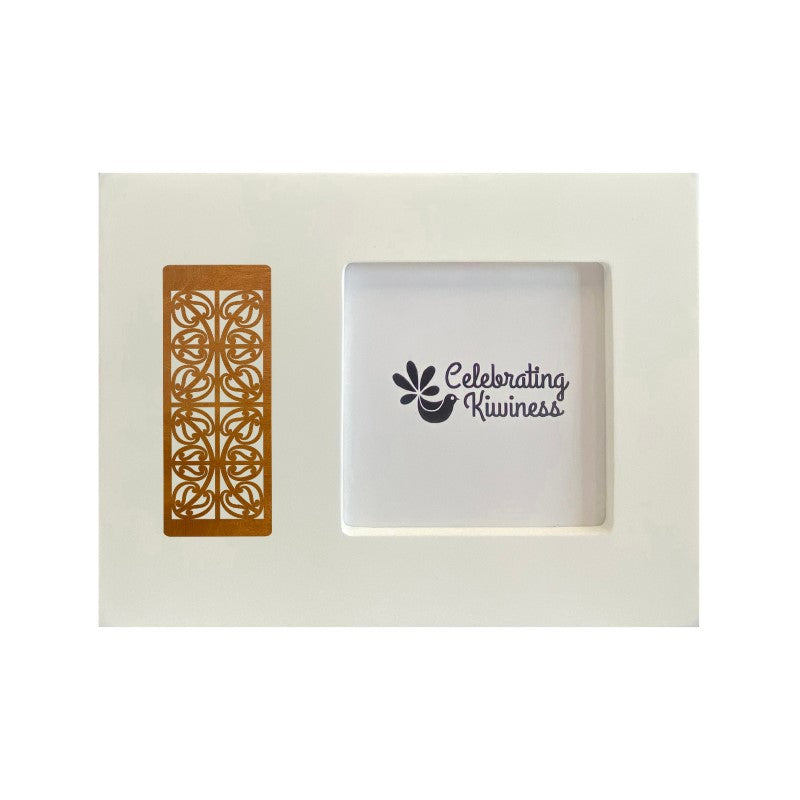 Photo Frame White 4 x 4 with Rimu Veneer Kowhaiwhai