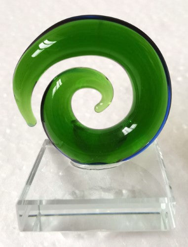 Glass Art Kiwiana Koru (4.5 × 4.5 x 6CM)