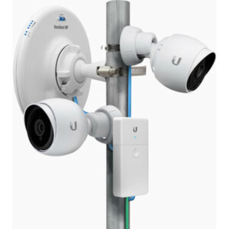 Ubiquiti Outdoor 4-Port PoE Passthrough Switch - 4 Ports - 2 Layer Supported