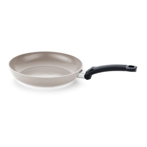 Fissler Ceratal® Classic Fry Pan, 26cm, gray, with non-stick ceramic coating and energy-efficient heat distribution.