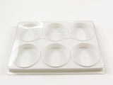 6-cup plastic palette with lid, ideal for mixing paint, glue, and dye, measuring 160 x 230mm.