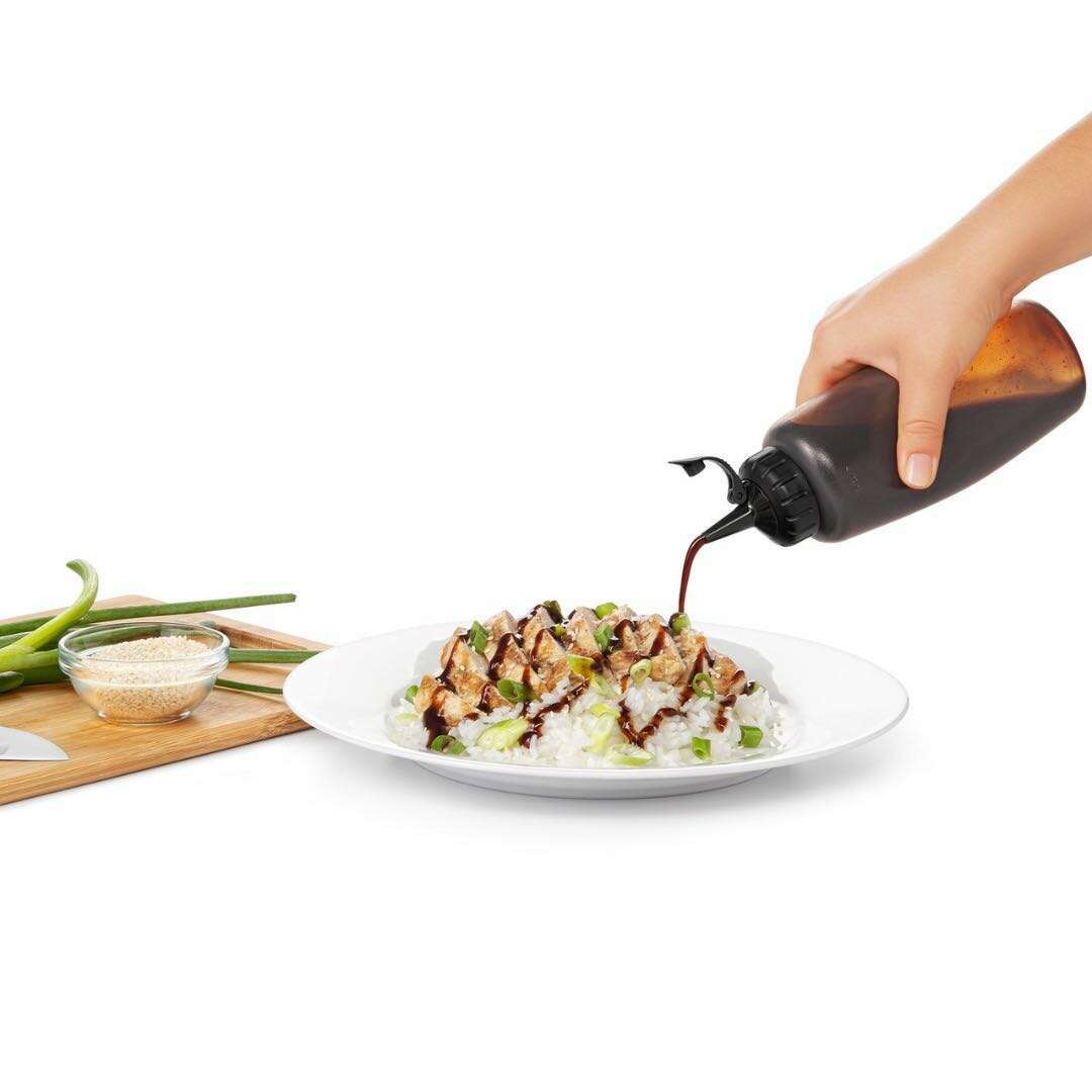 Chef's Squeeze Bottle - OXO Soft Works (Medium)