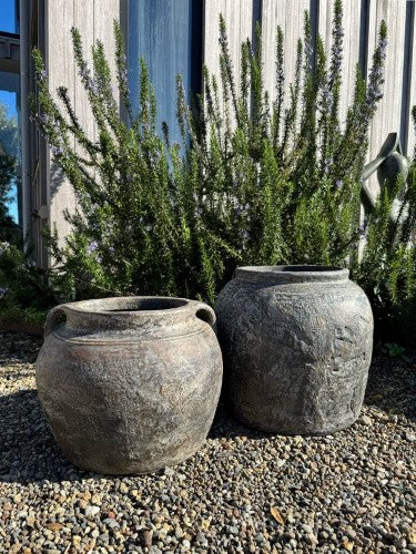 Weathered Black Sumatra Budi Garden Pot Large 42 x 33cm