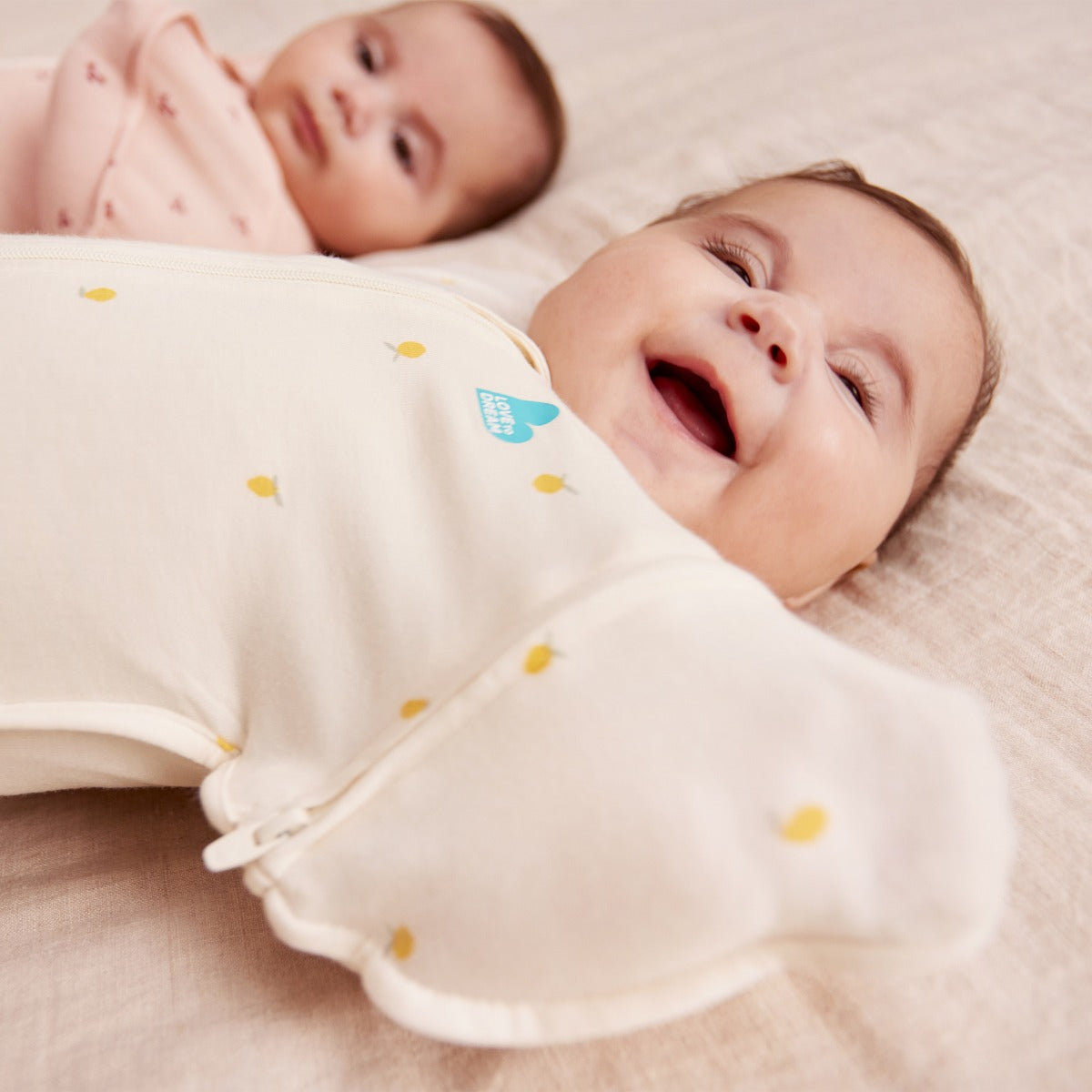 Love to Dream Swaddle Up™ Transition Bag Bamboo 1.0 TOG - Lemons - Medium