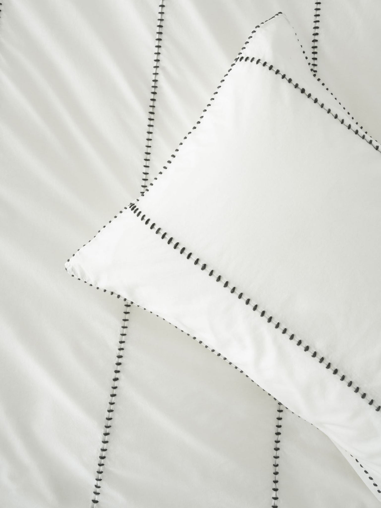 Jerome Duvet Cover Set by Linen House - Super King (White)
