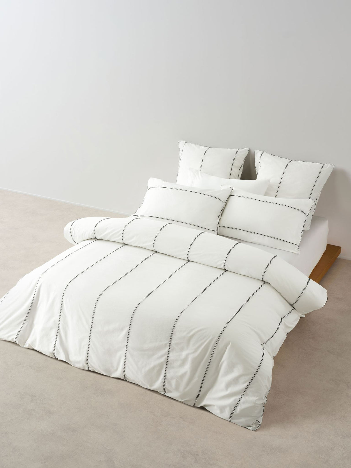 Jerome Duvet Cover Set by Linen House - California King (White)