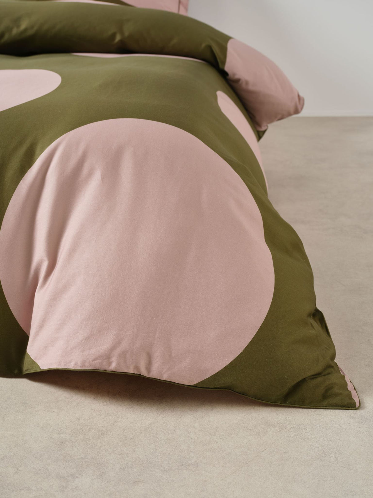 Pluto Duvet Cover Set by Linen House - Queen (Olive)