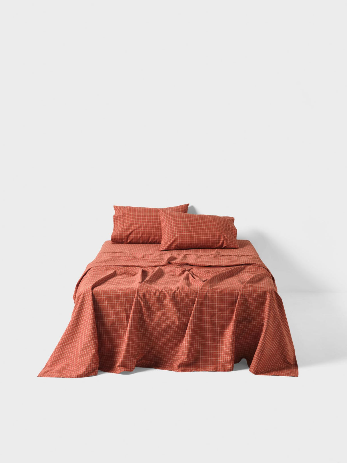 Volley Check Sheet Set Set by Linen House - King (Chilli)