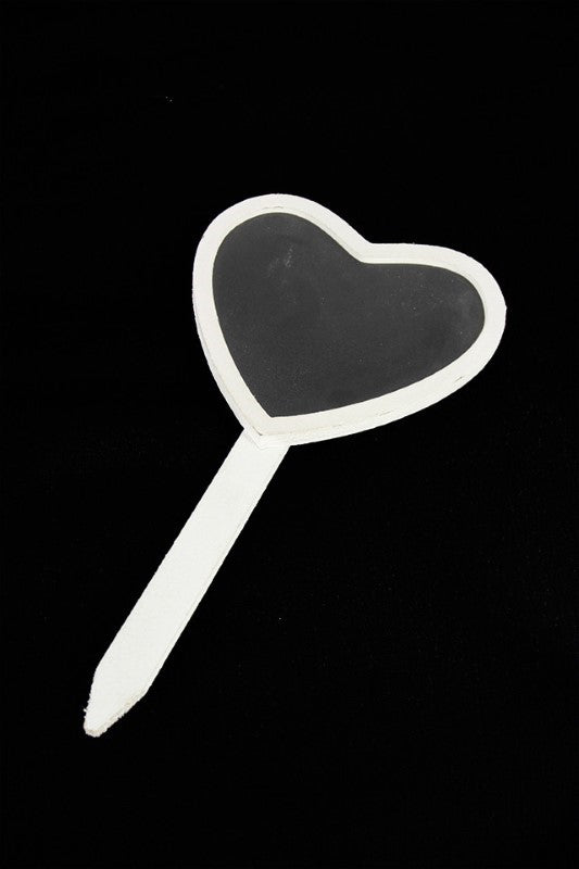 Set of 20 heart-shaped chalkboard picks for personalizing events, ideal for food labels and seating arrangements.