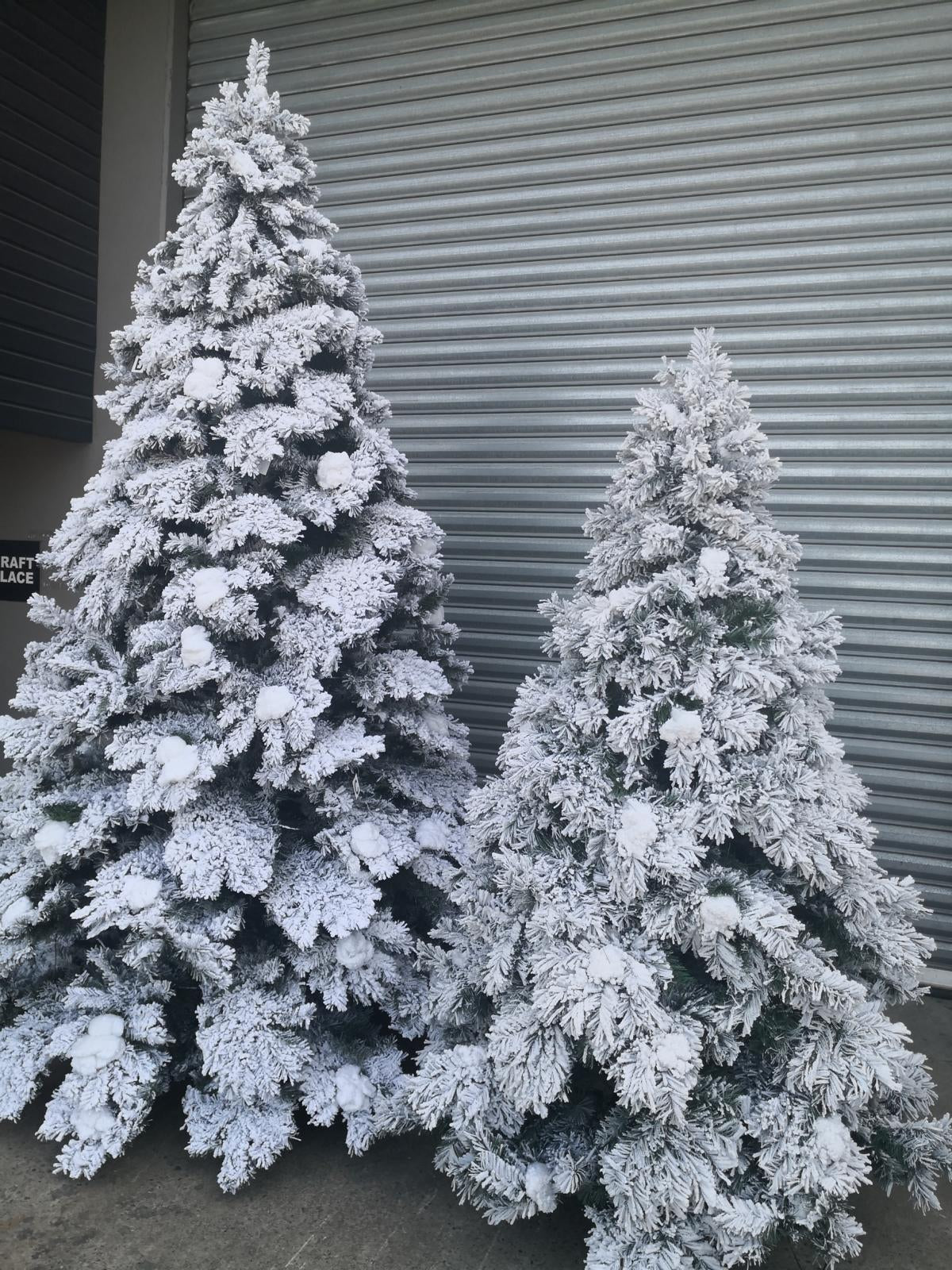 Christmas Tree -Tree – 10? Heavy Snowy Pine Tree With 1100 Lights