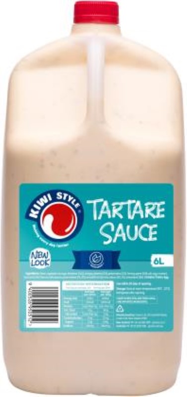 Creamy Kiwi Style Sauce Tartare in a 6L container, featuring gherkin and dill, ideal for seafood and salads.