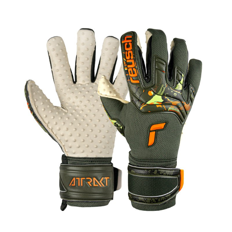 Goalkeepers Gloves - Attrakt SpeedBump - Size 8